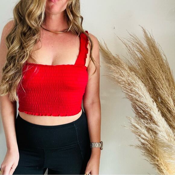HOLLISTER Cherry Red Smocked Ruffle Lettuce Tank Tube Crop Top Shirt Blouse XS - Picture 1 of 14